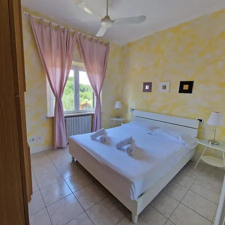 Fuoriporta Affitti Brevi - Girasole * パルマ